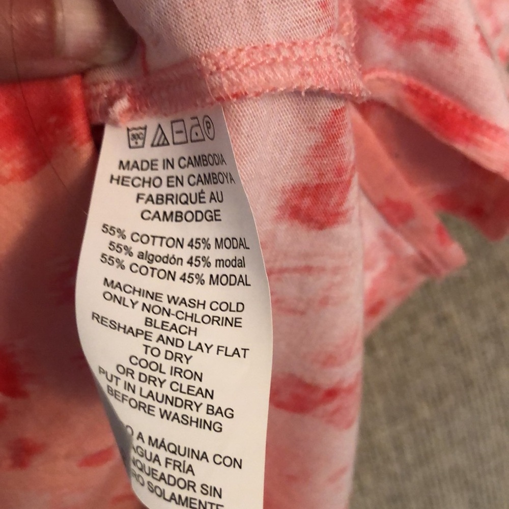Michael Kors Geranium basics sleeveless top. - Picture 5 of 5